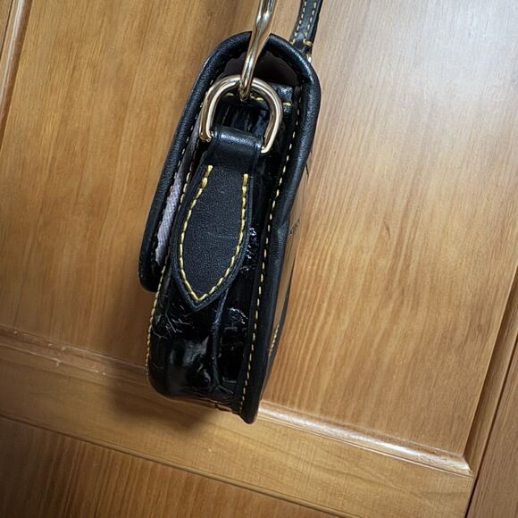 Dooney & Bourke Mini Flap Crossbody Black Croc Leather Pink Lining Y2K 2000s Bag - Picture 8 of 16